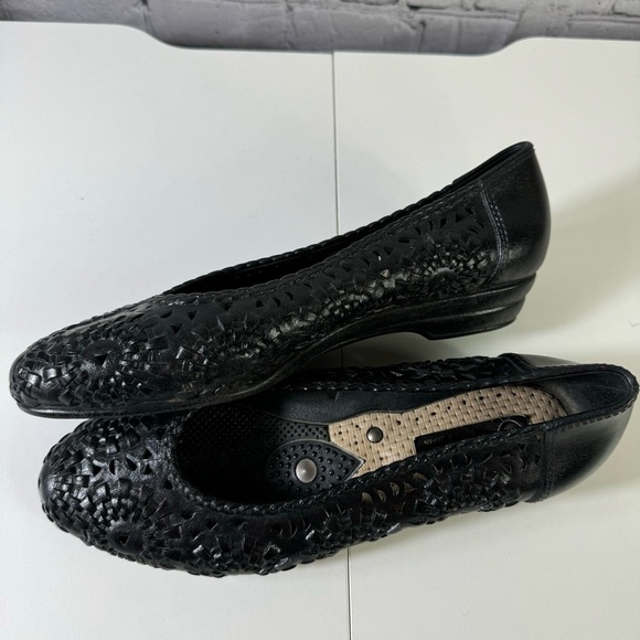 OTAFUKU Health black comfort size 6.5 flats - Picture 4 of 9